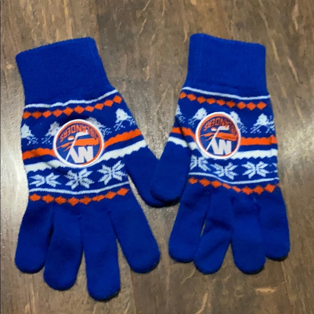 NY Islanders gloves